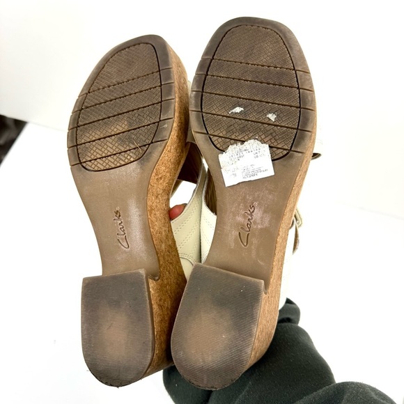 Clarks Collection Ivory Nerisa West Buckle Cork Wedge Sandals Sz 10 Comfort Shoe - Picture 6 of 9